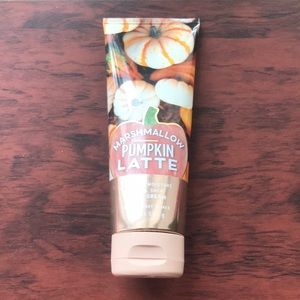 marshmallow pumpkin latte body cream